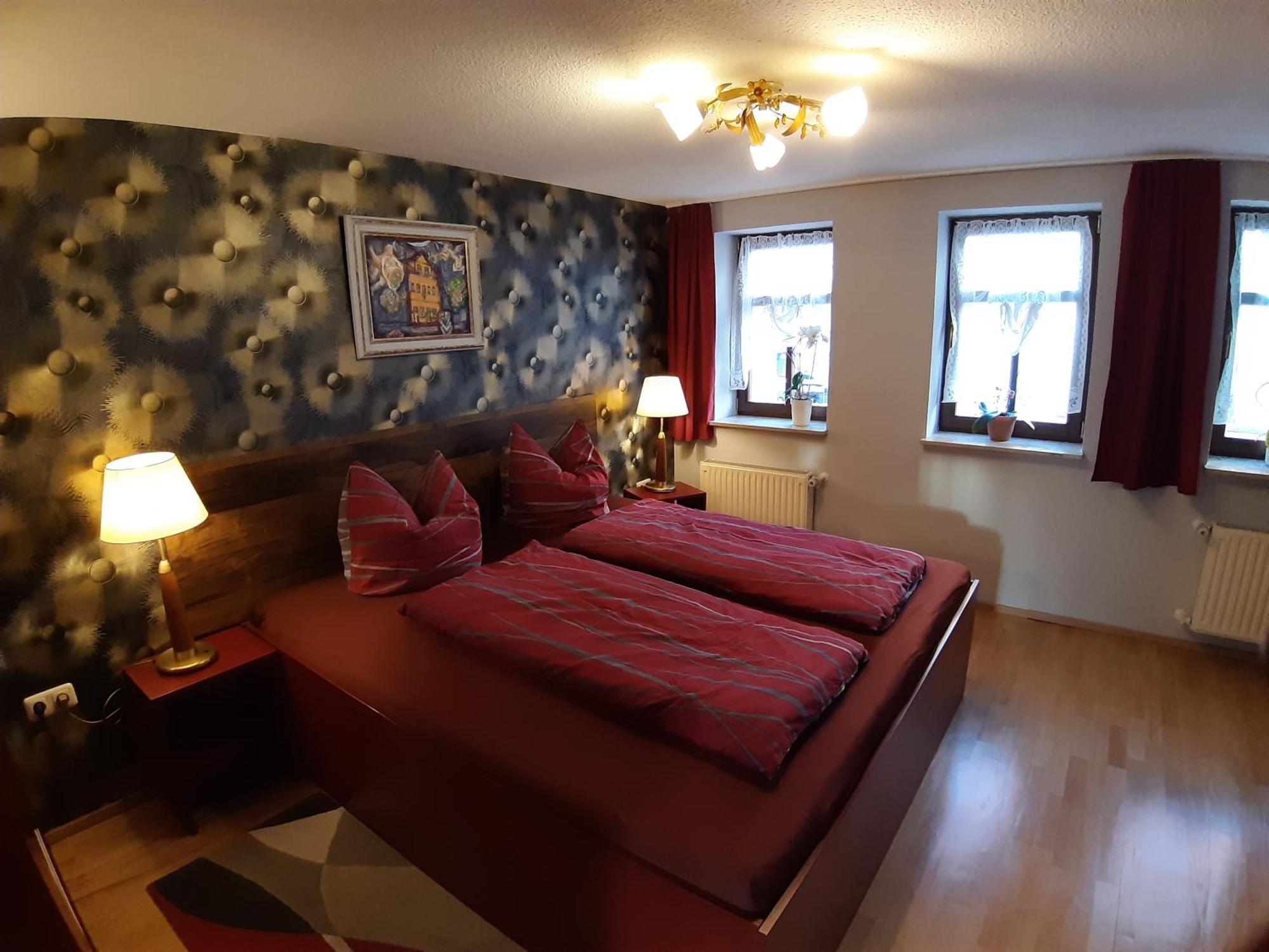Zum Kleinen Riesen Apartment Ерфурт Стая снимка